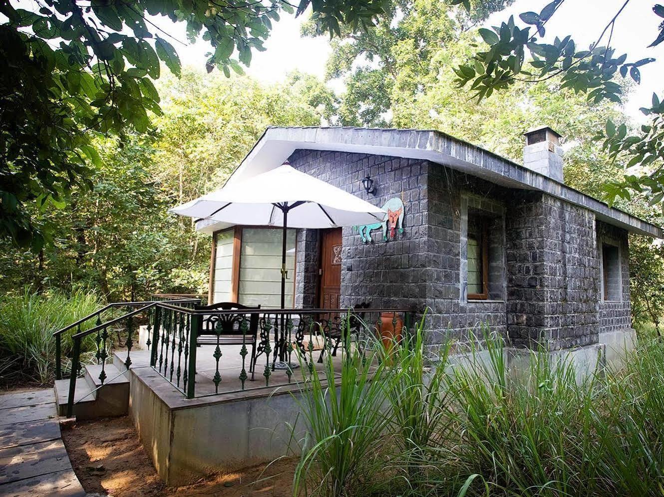 Lagma Singinawa Jungle Lodge Kanha מראה חיצוני תמונה